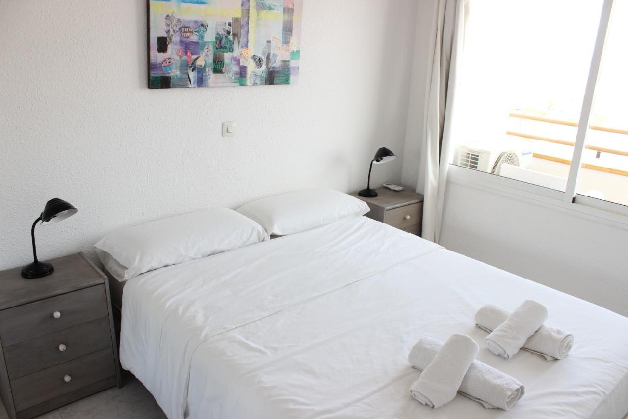 Beautiful Apartment In Front Of Beach, Pool, View Росес Екстериор снимка