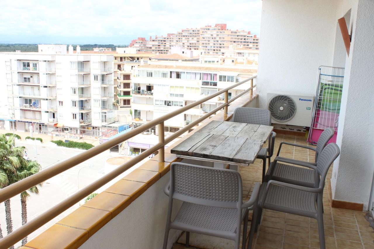 Beautiful Apartment In Front Of Beach, Pool, View Росес Екстериор снимка
